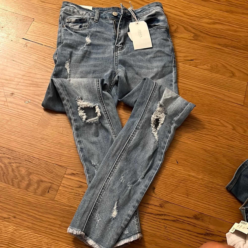Ripped jeans